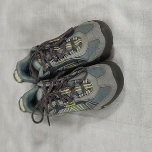 Teva Waterproof Hiking Sneakers Lace Up Shoes Gray Green Blue Girls Size 5